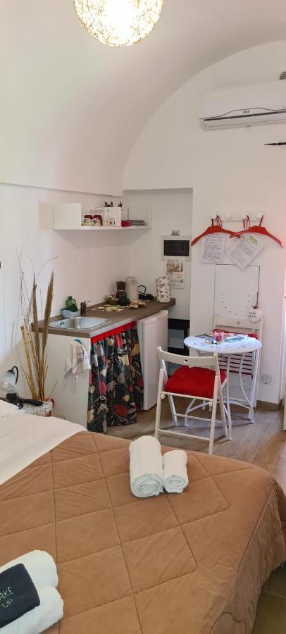Monolocale Piano Terra Casa Viola- Loc Breve Appartement Polignano a Mare Buitenkant foto