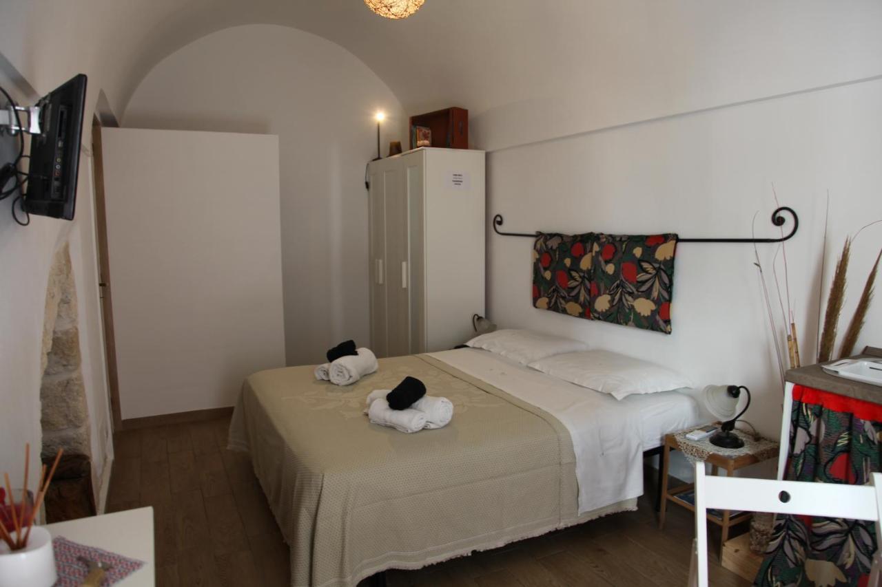 Monolocale Piano Terra Casa Viola- Loc Breve Appartement Polignano a Mare Buitenkant foto