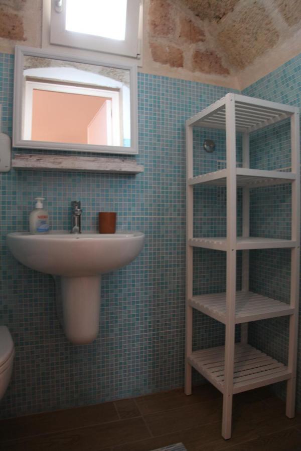 Monolocale Piano Terra Casa Viola- Loc Breve Appartement Polignano a Mare Buitenkant foto